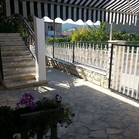 Branka アパート Vinišće